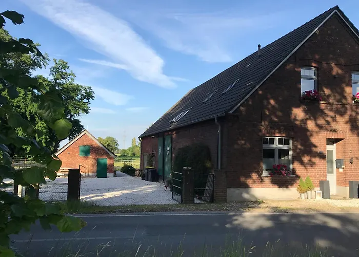 Ks Kotten فندق مبيت وإفطار 3*